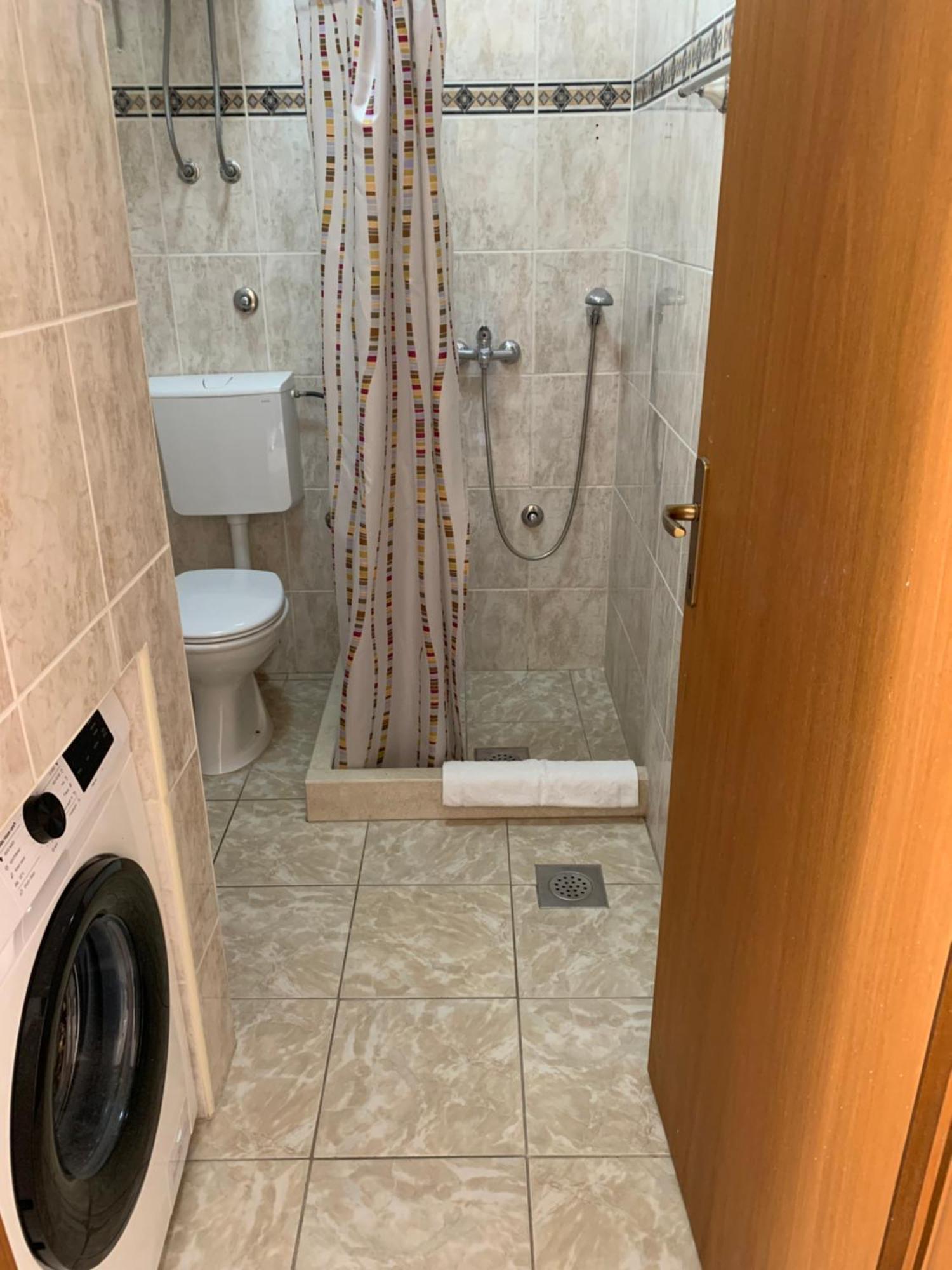 Apartments Villa Radonic دونجي مورينج المظهر الخارجي الصورة